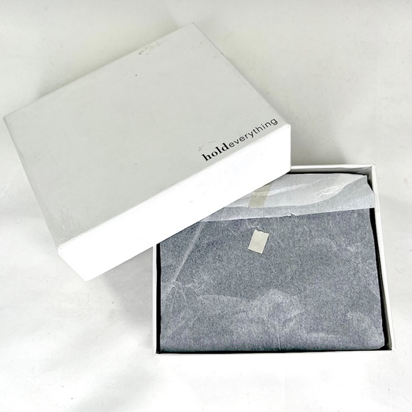 Hold Everything Black Leather Trinket Box - Picture 4 of 4